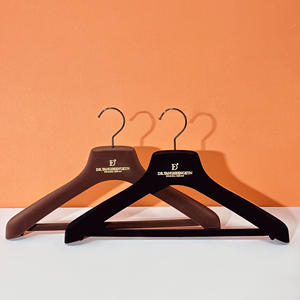 Custom Logo Plastic Fluwelen Coating Hanger Zwart Bruin Fluwelen Mannequin Broek Kleding En Pak Met Haak Broek Rek - Product Image 1