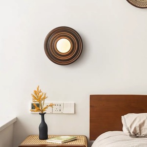 UP Lights Lampe murale ronde en <span class=keywords><strong>bois</strong></span> massif Lampe intérieure en <span class=keywords><strong>bois</strong></span> de noyer D28cm Petit couloir créatif en <span class=keywords><strong>bois</strong></span> ondulé en plus des lumières - Product Image 5