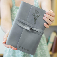 Couverture de Bible en cuir personnalisée avec nom, étui de Bible gravé floral pour cadeaux religieux, cadeaux chrétiens