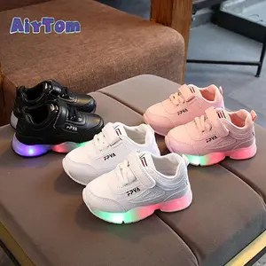 Conyson çocuk Light Up sole ile LED Sneakers bebek Led aydınlık ayakkabı kızlar için parlayan işıklı ayakkabı çocuklar için erkek tenis