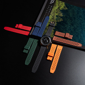 FKM <span class=keywords><strong>correa</strong></span> de reloj de repuesto de goma suave de liberación rápida para <span class=keywords><strong>Panerai</strong></span> , 20mm, 22mm, 24mm - Product Image 2
