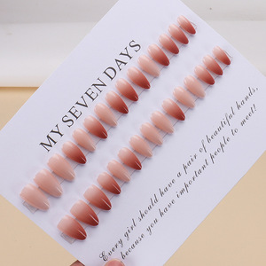 เจด เทียนเฉิง เล็บปลอมแบบกดติด ทำมือ สีชมพูขาวไล่เฉด ทรงอัลมอนด์ ดีไซน์หรูหรา หวานซ่ารับซัมเมอร์ - Product Image 3