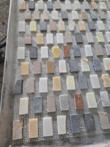 Palladiana Terrazzo ML-OT016หินอ่อนสีเหลืองสีขาวสีดำพร้อมโต๊ะรับประทานอาหารสีฐานสีดำ - Product Image 5