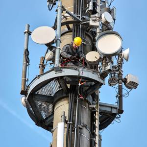 Sangle d'ancrage pour outils Knipex, équipement de sécurité robuste pour les travailleurs sur les tours et en hauteur - Product Image 1