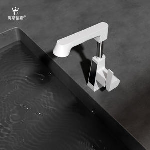 Grifo de Lavabo Dipsi King con Rociador Extraíble, Monomando, Montaje en Cubierta, Diseño Minimalista, con Pantalla Digital - Product Image 2