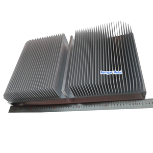 Kustom Pabrik ukuran besar seri 6000 aluminium ekstrusi profil ekstrusi peredam panas 0n-Grid <span class=keywords><strong>solar</strong></span> Inverter heatsink