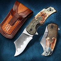 Couteau pliant personnalisé RWL34 Damascus Drop Point OEM |   Couteau vintage à manche en os, fait main, 60-62 HRC, outil de camping EDC, étui en cuir