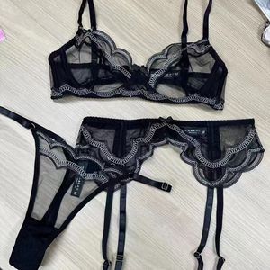 Ensemble de lingerie sexy 3 pièces pour femme en dentelle ajourée, comprenant <span class=keywords><strong>soutien</strong></span>-<span class=keywords><strong>gorge</strong></span> push-up et culotte string - Product Image 5