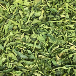 Feuille de kaffir séchée pour soupe de pâte de curry et thé Recettes - Product Image 1