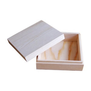 Caja de baratija de madera de pino sin terminar Caja de paquete de regalo de madera cuadrada Caja de kit médico de madera barata - Product Image 3