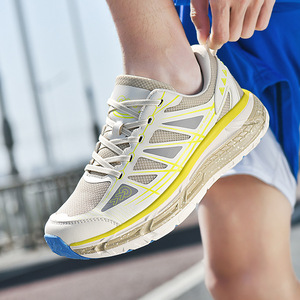 รองเท้าวิ่งสำหรับนักเรียนใหม่ปี 2026 สำหรับการทดสอบสมรรถภาพร่างกาย ระบายอากาศได้ดี รองเท้าผ้าใบคู่รัก รองเท้ากีฬาสำหรับวัยรุ่น - Product Image 4