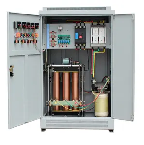 Estabilizadores de voltaje automáticos de 100kva 380V AVR SVC trifásico Protector de voltaje bajo/Protector exceso de suministro de energía eléctrica de CA