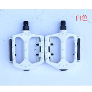 <span class=keywords><strong>Pedales</strong></span> antideslizantes para clima lluvioso para bicicleta con tiras reflectantes <span class=keywords><strong>Pedales</strong></span> de aleación de aluminio para bicicleta de montaña - Product Image 6