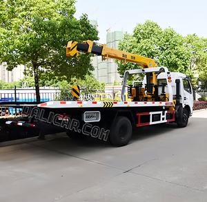 डोंगफेंग लाइट ड्यूटी टो ट्रक मलबे के ट्रक 360 डिग्री क्रेन घुड़सवार फ्लैटबेले मलबे वाला - Product Image 5