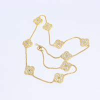 Pendentif Moissanite Personnalisé en Or 18K, Chaîne Entièrement Pavée, Collier Statement pour Femme en Moissanite VVS