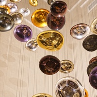 Lustre moderne de luxe à LED suspendu, salle de banquet, base ronde, globe, orbe en verre, forme longue pour application hôtelière