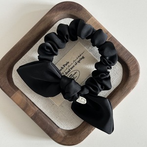 Satin Bow Chouchou Français Vintage Métal Étiquette Haute qualité Cheveux Cravate Bande En Cuir Tempérament Corde Chapeaux Dame - Product Image 2