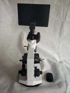 Z110-THD101 共焦点三眼生物デジタルLCDスクリーン顕微鏡（カメラ付き） - Product Image 5