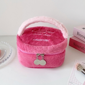 Round-shape Cotton Plush Cosmetic <b>Case</b> Bag Large Capacity <b>Makeup</b> Bag for Women Easy to Carry Zipper Organize Bag - Product Image 1