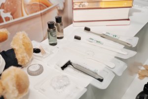 Ensemble de toilette jetable, doux, respectueux de l'environnement, antidérapant, portable, spécialement conçu pour les hôtels réguliers - Product Image 3