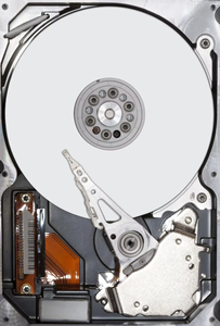 Disco Duro Empresarial ST Exos X16 de 10 TB, 3.5'', SATA 12 Gb/s, 7200 RPM, 256 MB de Caché, HDD ST10000NM002G - Product Image 4