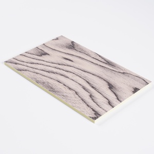 Panneau <span class=keywords><strong>mural</strong></span> en PVC style moderne, effet marbre, charbon de bambou et placage bois, étanche, pour murs décoratifs dans les chambres d'hôtel, salles à manger et hôpitaux - Product Image 1