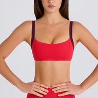 Soutien-gorge de sport yoga léger et doux en nylon extensible à dos ouvert sexy avec bretelles contrastées et rembourrage pour femme, collection 2025