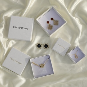 PUPPYSEW Wholesale 9*9cm Lid <strong>Box</strong> <strong>White</strong> Paper Cardboard <strong>Jewelry</strong> <strong>Box</strong> With Foam Inside Necklace Ring Earring <strong>Box</strong> With logo - Product Image 2