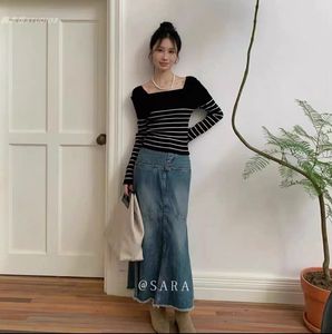 French-style Soft & Elegant Slim-fit <b>Long</b>-sleeve Knit Top for Women Autumn New Arrival Designer Square-neck Blouse - Product Image 5
