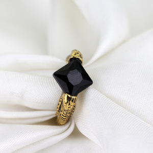 Bague Horcrux de Lord Voldemort en cristal taillé ovale vintage Wowei, Pierre de la Résurrection, Marvolo Gaunt, Reliques de la Mort, Cadeau d'anniversaire - Product Image 1