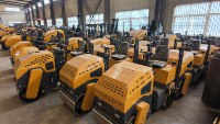 Compacteur routier vibrant à double tambour de 3 tonnes, force centrifuge de 45KN, 70Hz, avec moteur Changchai