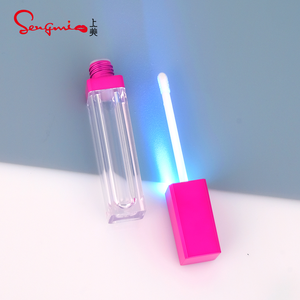 High Tech 6ml New Arrival Pink Top Transparent Tubes with LED Light and Mirror Clear Plastic Lip Gloss Packaging Container