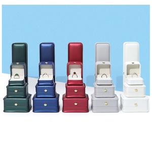 High-end Crown PU <b>Leather</b> Jewelry Box Creative Jewelry Box Necklace <b>Bracelet</b> Ring Box Luxury Factory Spot Wholesale - Product Image 2