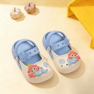 Nouvelles pantoufles <span class=keywords><strong>Crocs</strong></span> 2026 pour hommes, femmes et enfants, sandales de cheville en EVA à semelle extérieure pour bébés et filles, motif dessin animé, utilisation toutes saisons - Product Image 6