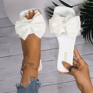 <span class=keywords><strong>Sandali</strong></span> da Donna di Design in <span class=keywords><strong>Argento</strong></span> con Suola Piatta, Alla Moda, Lussuosi, con Strass, Sexy e Trendy per Esterni - Product Image 2