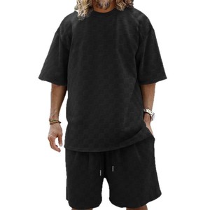 Conjunto de camisa de manga corta y pantalones cortos de tela de rizo jacquard para hombre, ropa deportiva informal de dos piezas. - Product Image 1