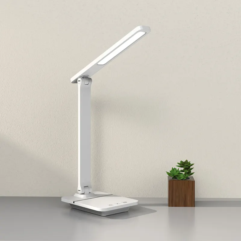 2023 Best-selling Eye Caring Led Table Lamps With Usb Charging Port Rechargeable Wireless Desk Lamp With Mobile Phone Stand