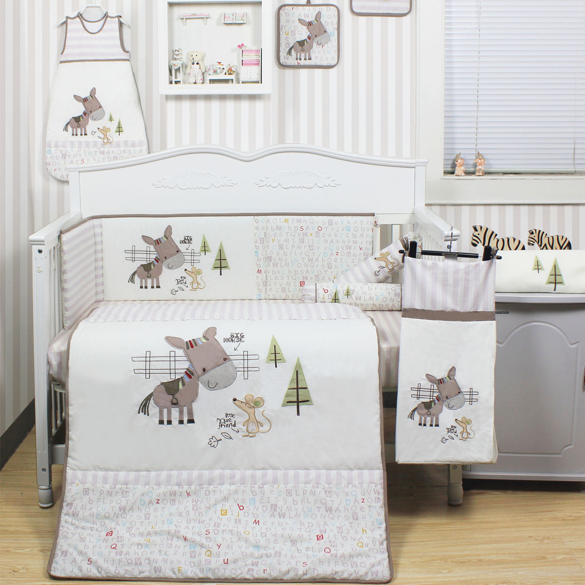 b and m cot bedding
