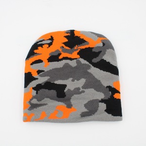 Femmes Hommes Tricot épais Noir Blanc <span class=keywords><strong>Vache</strong></span> Camo Jacquard Bonnet Tuque Chaud Sports de plein air Motif Crâne Casquette Camouflage Chapeau d'hiver - Product Image 4