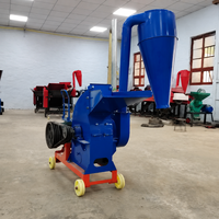 Nouveau broyeur à marteaux mobile Cyclone diesel/essence avec une capacité de 2 tonnes/heure pour les tiges de maïs, les céréales, l'alimentation du bétail et de la volaille