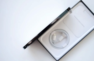 <span class=keywords><strong>iPhone</strong></span> <span class=keywords><strong>12</strong></span> <span class=keywords><strong>Pro</strong></span> <span class=keywords><strong>Max</strong></span> Usado Grado A+, Desbloqueado, Completamente Revisado, Todas las Funciones Intactas, Suministro al por Mayor a Bajo Precio - Product Image 5