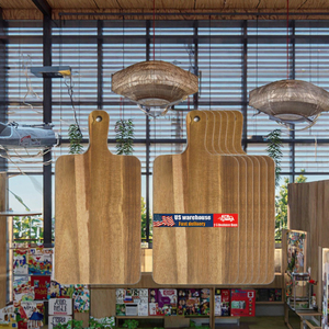 Tabla de Cortar Multiusos de Madera Maciza de Acacia con Mango de Nogal Negro para Pizza, Carne, Ajedrez - Product Image 3