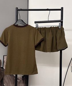 Set Estivo da <span class=keywords><strong>Donna</strong></span> di Alta Qualità all'Ingrosso: T-Shirt <span class=keywords><strong>e</strong></span> <span class=keywords><strong>Pantaloncini</strong></span> in Cotone Casual - Product Image 1