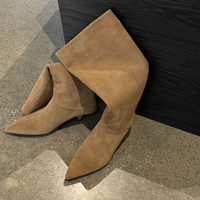 Bottes mi-mollet élégantes en daim de vache RLT 2026 avec semelle intérieure super douce, style ample, rehaussant la taille pour femme