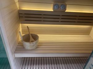 Saunaking Hemlock Cedro Sauna Tradicional SPA Room Style Interior De Madeira Infravermelho Sauna A Vapor Interior Seco Quarto com Fogão - Product Image 4