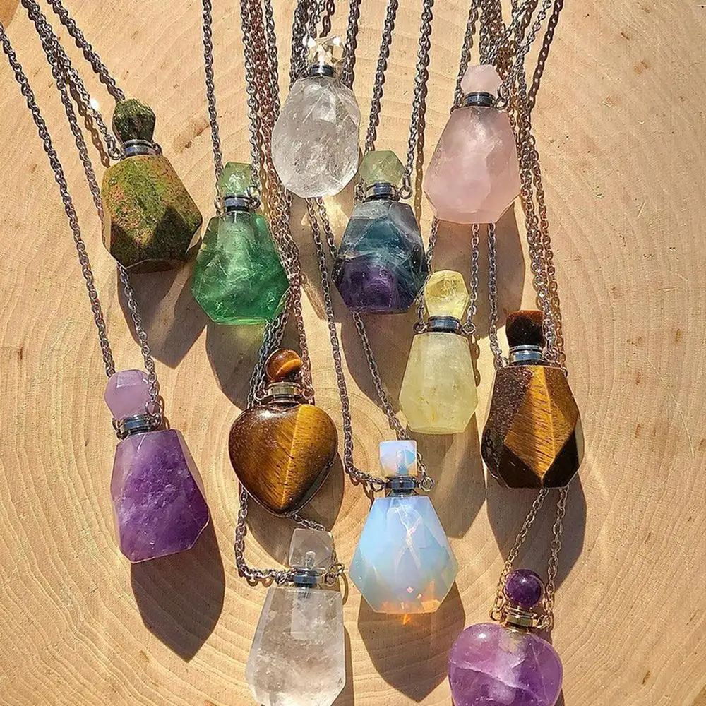 Exquisite Nature Stone Crystal Aromatherapy Necklace Beautiful Essential Oil Diffuser Necklace Crystal Perfume Bottle Necklace