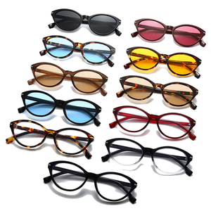 Lunettes de soleil œil de chat rétro unisexe à petite monture personnalisées avec logo 2026, protection UV400, verres PC pour femme - Product Image 5