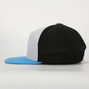 Gorra Deportiva Personalizada al por Mayor BSCI de 6 Paneles con Visera Plana, Unisex, de Alto Rendimiento, con Parche de Goma con Logotipo, de Poliéster, Estilo Hip Hop - Product Image 3