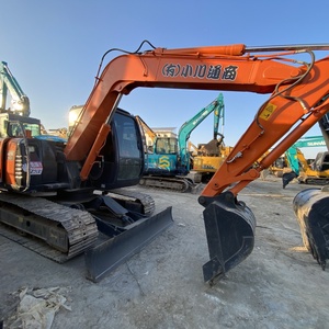 Excavadora Usada HITACHI ZX70 de 7 Toneladas, Ideal para Construcción a Pequeña Escala y Tareas Agrícolas - Product Image 1