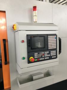 Centro de Mecanizado CNC de Doble Columna de 3 Ejes Maxtors ER20 24000 RPM con Husillo de Alta Velocidad YMC-5040 y Cargador de Herramientas de 6T - Lista de Precios - Product Image 6